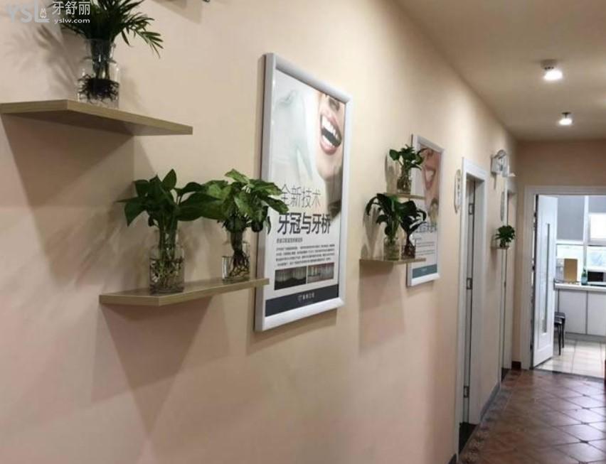 {C4789A42-1ED0-4D7D-B7C2-6B97D900<span style=