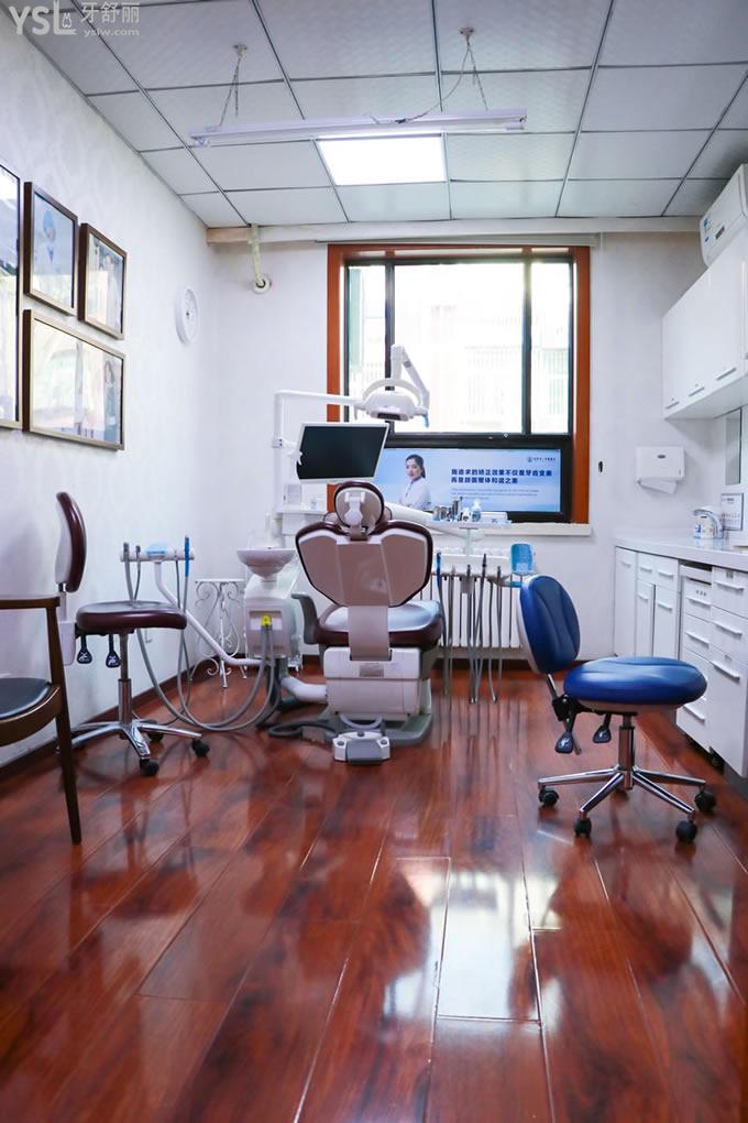 北京京一口腔医院诊室