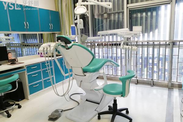 自贡新桥口腔医院治疗室