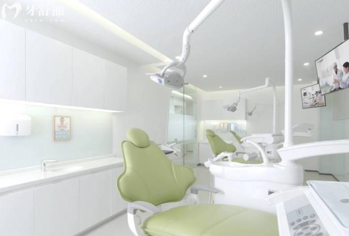 北京正规医院种植牙收费标准