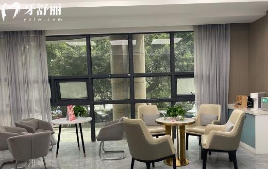 重庆固而美口腔种植牙怎么样多少钱