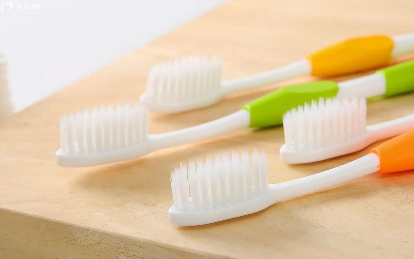 牙刷软毛和硬毛哪个好一点?看看你选对了吗? 牙刷软毛和硬毛哪个好一点?看看你选对了吗?
