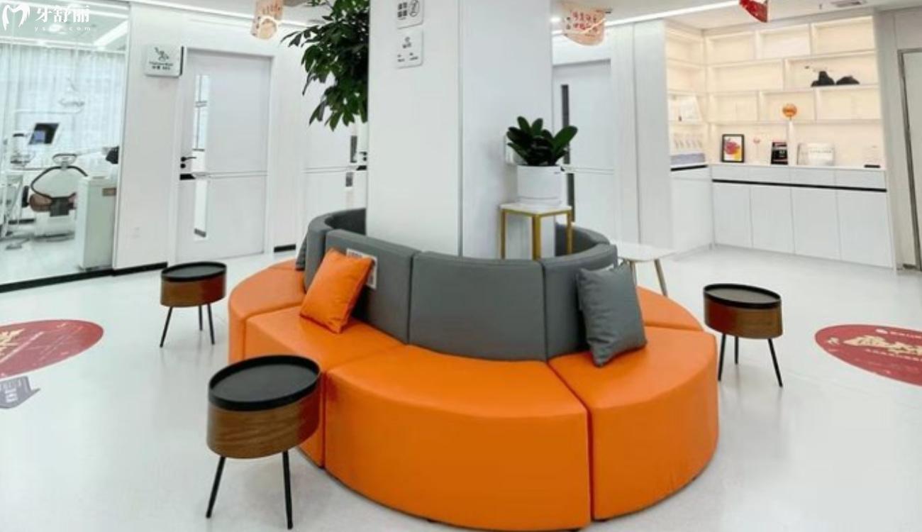 茂名致美口腔门诊部.jpg 茂名致美口腔门诊部.jpg