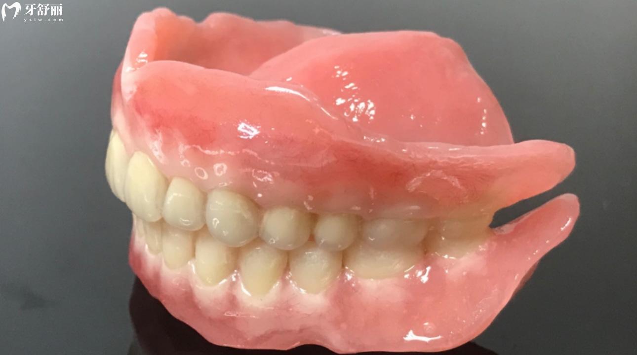 吸附性义齿有几种型号?吸附性义齿能使用多少年?