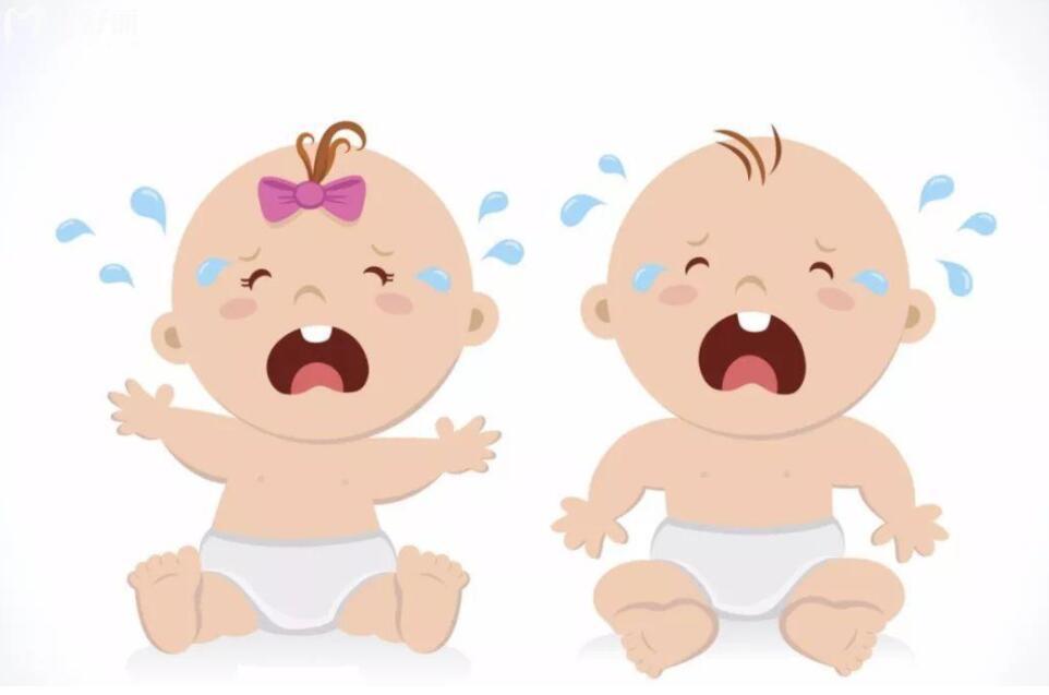 宝宝出牙的表现和症状有哪些？有没有什么办法帮助宝宝缓解