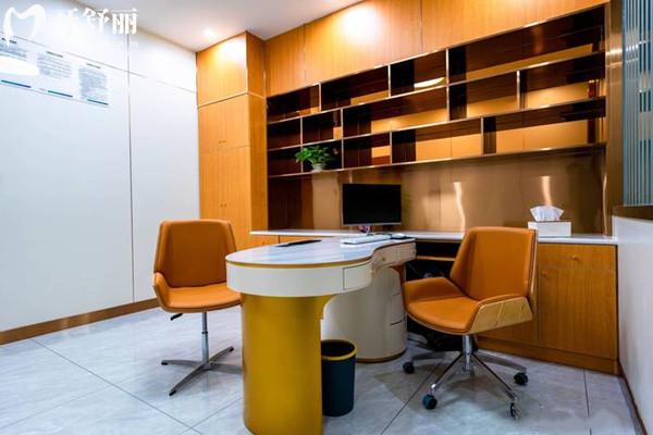 西昌春城口腔医院收费标准