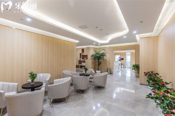 杭州美奥口腔医院种植牙价目表