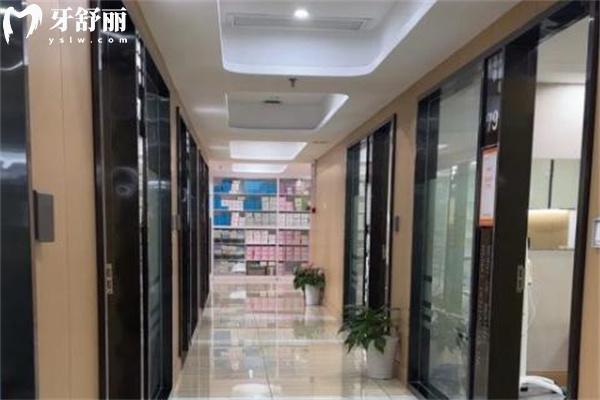 武汉仁爱口腔医院价格表一览:种植牙1340+金属矫正6865+补牙99+