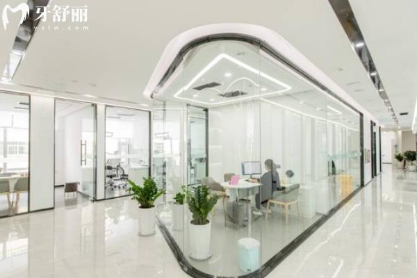 维乐口腔医院国内有几家分院 10城80家分布在北京/上海/青岛/重庆/泉州/无锡等地