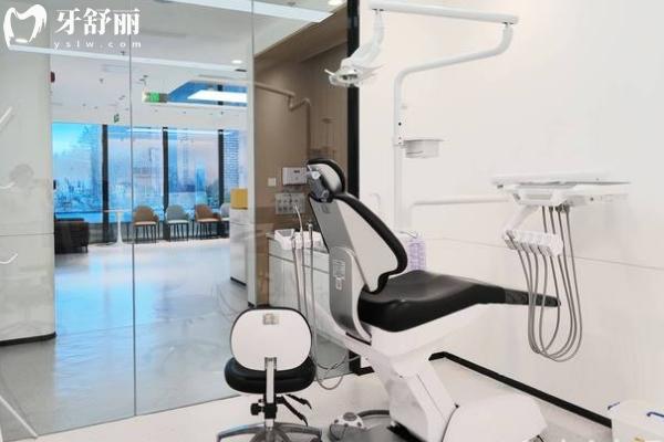 济南众牙口腔医院治疗室