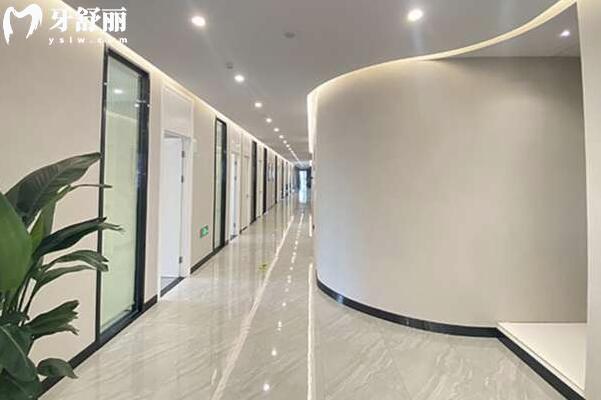 金华蓝芽口腔医院地址在中山路269号电话号码1805****751附收费明细