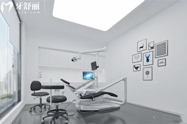 成都极光口腔牙齿矫正价格