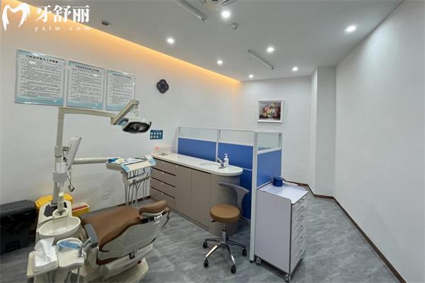 东莞穗和口腔门诊价格表查询:种植牙2980+牙齿矫正6800+根管治疗380+全瓷牙1200+