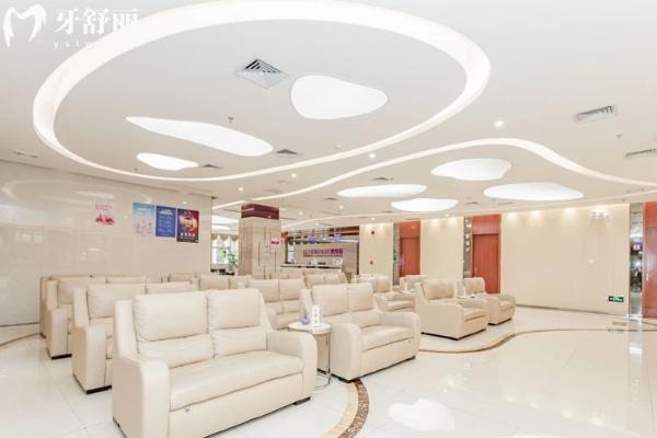 爱康健齿科深圳罗湖店4家分院地址:分布罗湖口岸/大剧院找牙科不再绕路！
