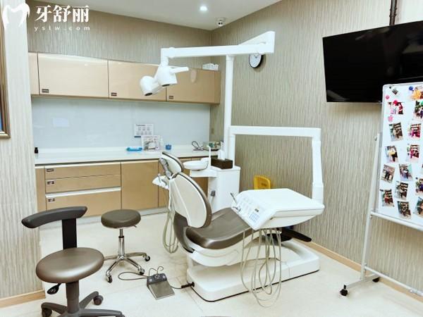 更新2025年劲松口腔医院的价目表:种牙1880+矫正3900+补牙160正规医院口碑好收费还不贵