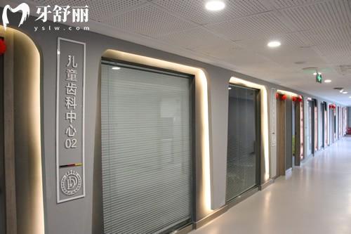 2025新版牙博士口腔收费价目表公开:种牙1680+矫正6888+收费不贵技术贼好是正规医院