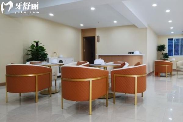 成都医大口腔详细地址