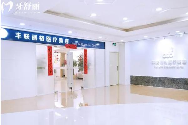 北京做双眼皮修复一般多少钱 参考北京五大眼修复医院收费标准可知2-10w价格不等