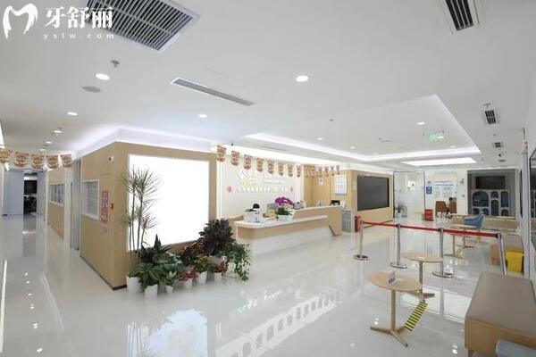 常熟拜博口腔医院电话地址:黄河路22号