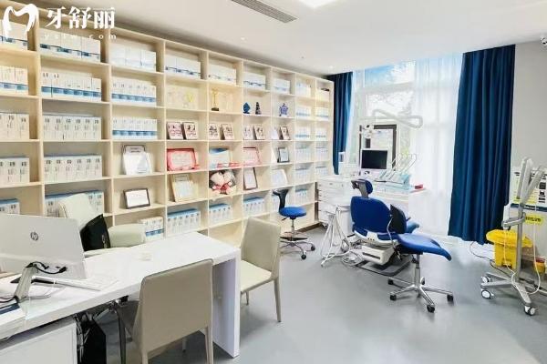 淄博可恩口腔医院种植牙多少钱？单颗2500元起种牙技术好品牌选择多