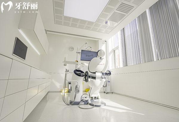 北京极简口腔医院诊室