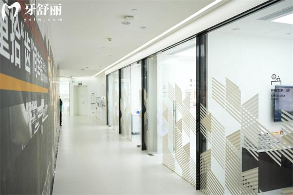 合肥茀莱堡口腔医院价格表简介:种植牙2680+金属矫正7452+根管治疗598+收费不贵