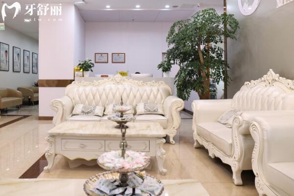 北京煤医医疗美容医院是正规认证,徐恩旭(丰胸/臀)郝斌(鼻综合)周云超(异物取出)约诊多