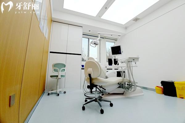 天水中百口腔医院收费高吗多少钱? 天水中百口腔医院收费高吗多少钱?