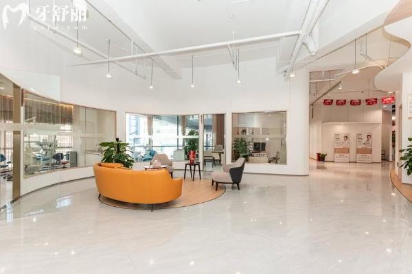 宝藏收藏!大理金莱雅口腔价格表出炉!种植牙矫正镶牙修复等治疗项目齐全还不贵 宝藏收藏!大理金莱雅口腔价格表出炉!种植牙矫正镶牙修复等治疗项目齐全还不贵