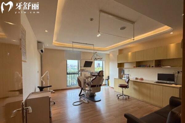 广州暨南雅皓口腔是正规的私立医院,资质齐全/设备高端/医生经验多/市民口碑好 广州暨南雅皓口腔是正规的私立医院,资质齐全/设备高端/医生经验多/市民口碑好