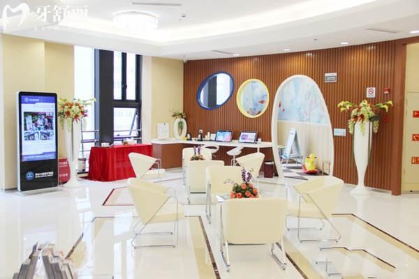 宁波拜博口腔门店地址:长春路48号线上可约种牙矫正技术正规口碑好 宁波拜博口腔门店地址:长春路48号线上可约种牙矫正技术正规口碑好