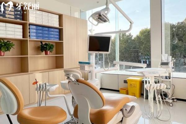 临汾美瑞臣口腔医院靠谱吗？数字化设备+专医坐诊+价格表+地址营业时间不踩雷