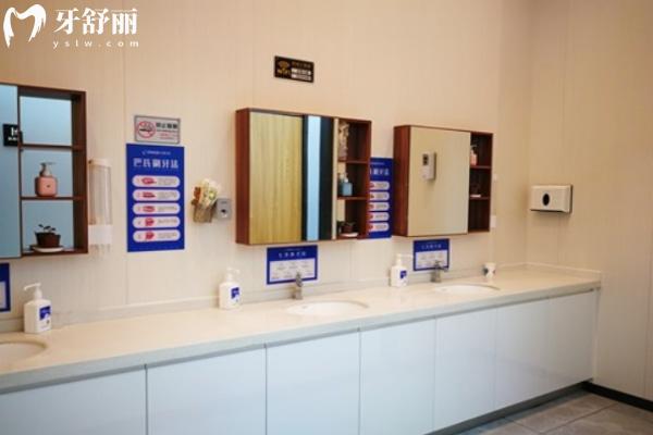 深圳正恩口腔价格表