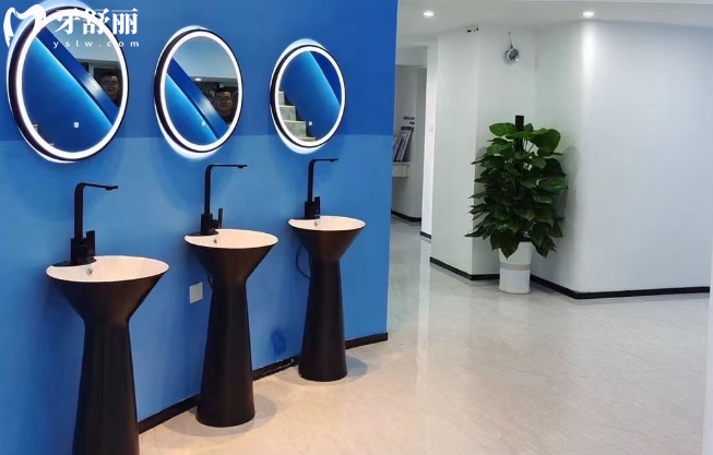 海口海豚口腔怎么样?是正规的,医生技术好附上班时间电话地址