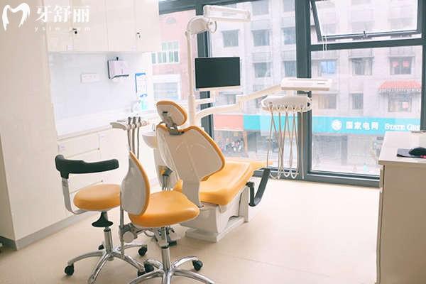 重庆拜博口腔医院靠谱吗？靠谱牙科资质全/多家门店规模可观/口碑响当当