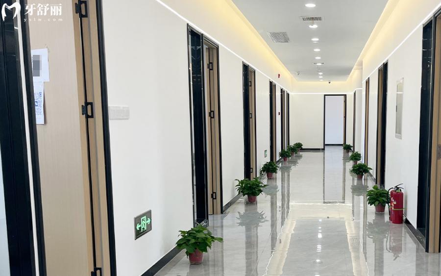 朔州易看牙医院4.jpg