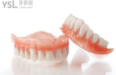 固定义齿牙龈出血如何处理？