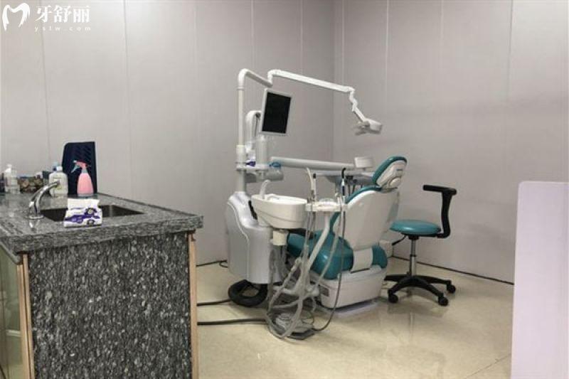 广州三仁口腔怎么样?老牌口碑牙科，种牙选择多价格实在
