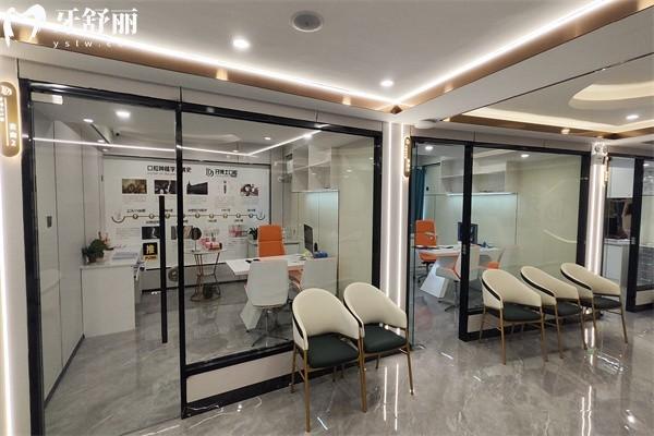 贺州牙博士口腔医院2026价目表，种植矫正补牙拔牙等收费不高附医生/地址